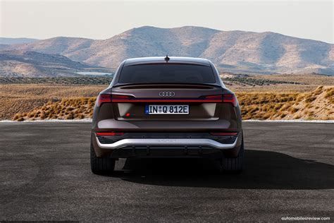 Audi Q8 Sportback e-tron quattro (2024) - pictures & information