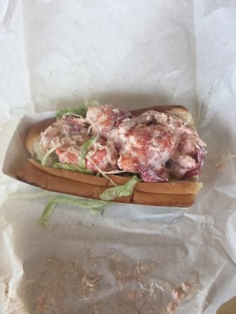 Lobster roll at D’Angelo’s on Mass Pike - Review of D'Angelo, Ludlow ...