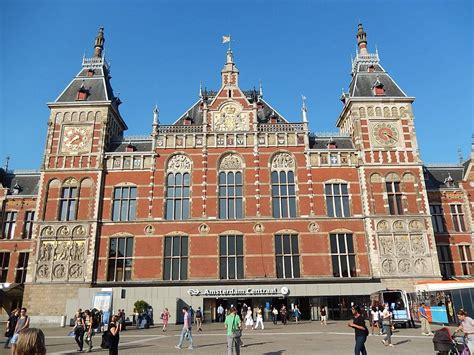 Amsterdam Central Station - Thingstodoinamsterdam