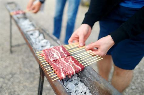 Abruzzo's Traditional Foods From Mountain to Sea | ITALY Magazine