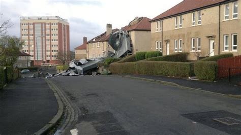 BBC News - In pictures: Scotland hit by storm-force winds