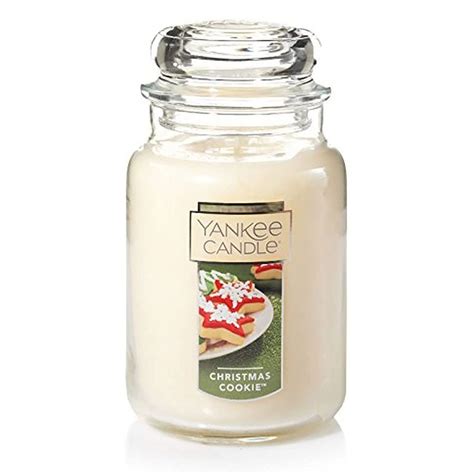 This Best-Selling Holiday Yankee Candle Is on Sale at Amazon