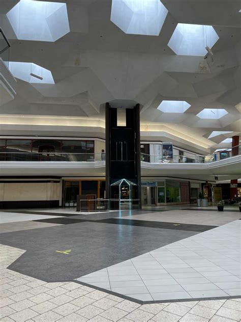 What's Still Open Inside of Lakeforest Mall: January 2023 - The MoCo Show