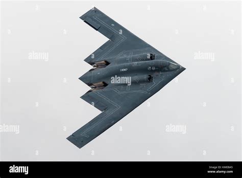 B2 bomber bombs hi-res stock photography and images - Alamy