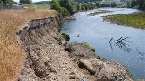 Workington River Derwent erosion work complete - BBC News