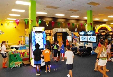 Chicago Arcades & Family Fun Centers That Score Big | Family fun ...