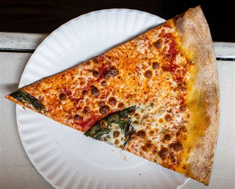 27 Best New York Pizza Shops in all 5 Boroughs (2021) | 2foodtrippers