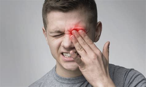 Everything to Know About a Scratched Cornea