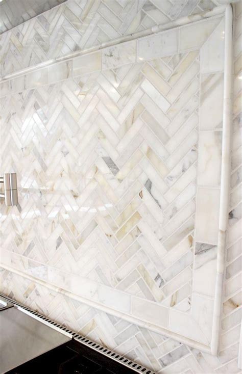 Calacatta Gold Herringbone 1X4 Mosaic Polished/Honed – Tilezz ...