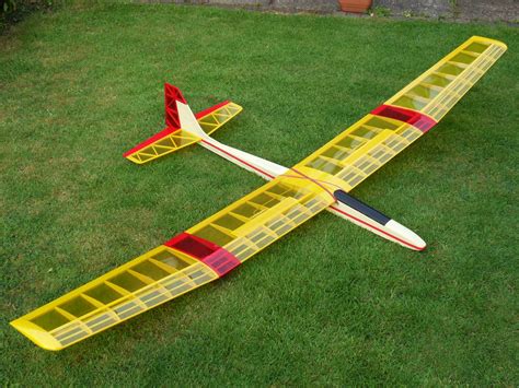 Riser%231.JPG (1600×1200) | Model airplanes, Aircraft design, Radio ...