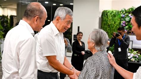 Singapore leaders pay tribute to late banking tycoon Wee Cho Yaw - CNA