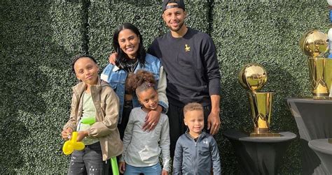 Steph Curry Three kids grow so big! - 24ssports