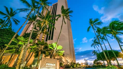 Holiday market, bar have popped up at Prince Waikiki - Pacific Business ...