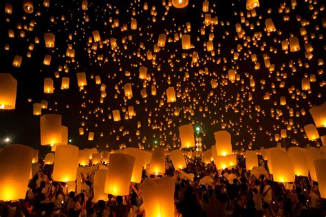 Lanterns In The Sky Wallpaper