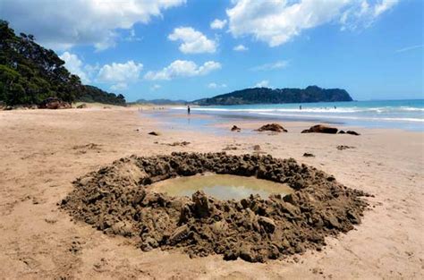 Whitianga travel tourism info - spring thermal hot pools - visitor ...