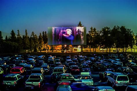 Hire large LED screens for a drive-in cinema | Screenit