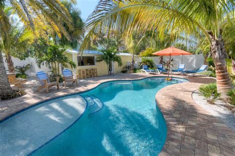 Top 10 Rentals With Incredible Backyards | AnnaMaria.com