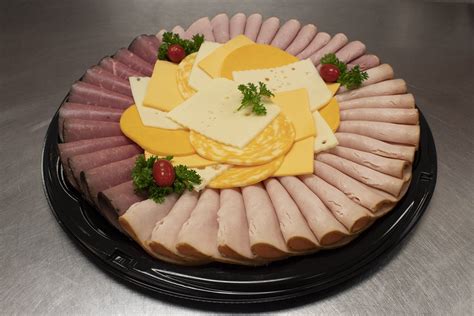 Meat And Cheese Trays – Holiday Foods