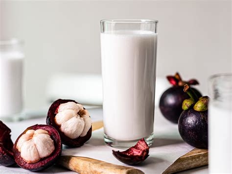 Mangosteen Smoothie with Coconut | Foodaciously