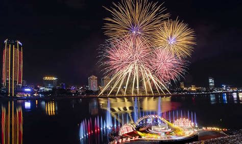 17 Facts About International Fireworks Festival - Facts.net