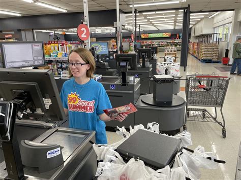 Save-A-Lot renovates Beardstown location - Cass County Star-Gazette