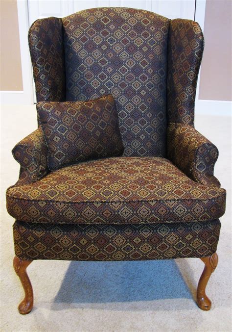 The Slipcover Network Forum: 1st Slipcover for a Wing Chair