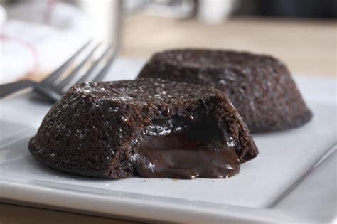 Chocolate Lave Crunch Cakes, delicious. | Lava cakes, Cake calories ...