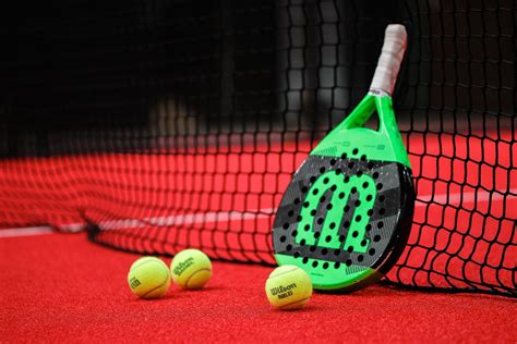 What is the difference between a padel tennis ball and a tennis ball ...