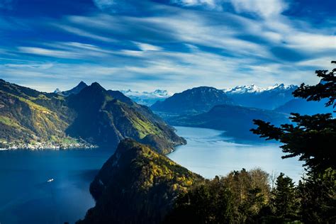 Lake Lucerne, Switzerland [OC] [3639x2624] : EarthPorn