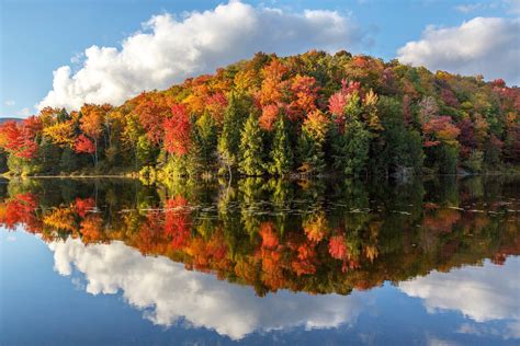 Fall at Vermont's Middlebury Inn - September 15 - 19, 2022 - Sugar Tours