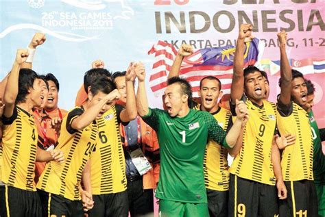 Belog D-One: Mengapa Malaysia Boleh Menang Bola Semalam