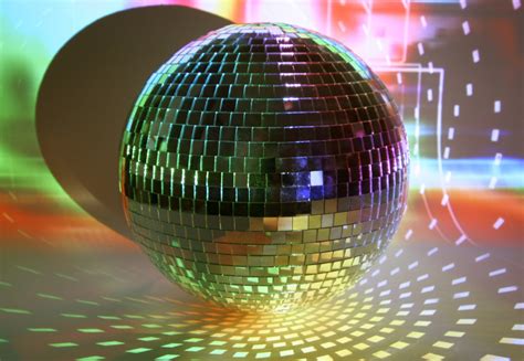 disco-glitter-mirror-ball-2 – HBF