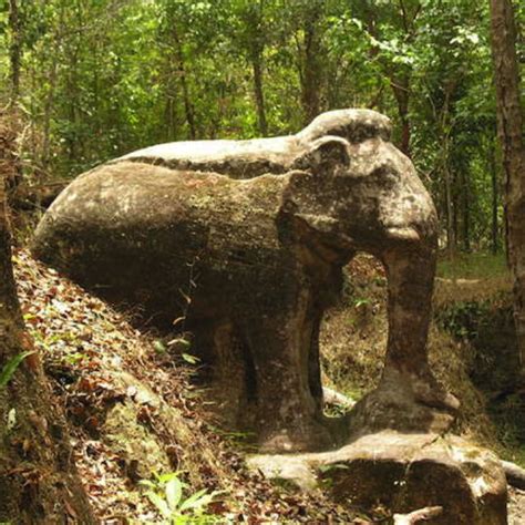 Phnom Kulen National Park in Banteay Srei, Cambodia Angkor Thom, Angkor ...