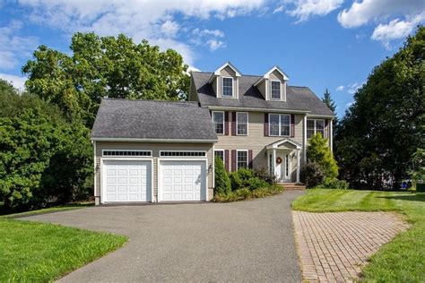 Beverly, MA Real Estate - Beverly Homes for Sale | realtor.com®