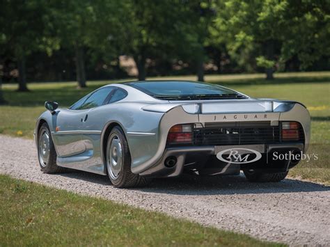 1993 Jaguar XJ220 | Monterey 2016 | RM Sotheby's