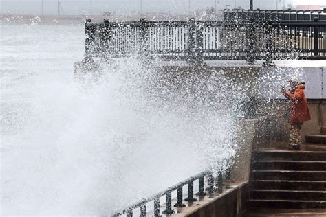 Nor'easter has already dumped more than a foot of snow in multiple ...