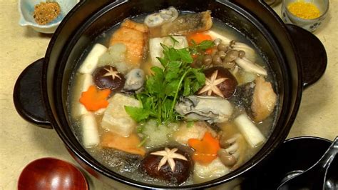 Mizore Nabe Recipe (Winter Hot Pot with Grated Daikon Radish) - Cooking ...