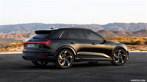 Audi SQ8 e-tron | 2024MY quattro (Color: Mythos Black Metallic) | Rear ...