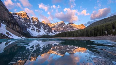 Moraine Lake Sunrise Timelapse - 4K - YouTube