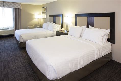 HOLIDAY INN EXPRESS ST. JOSEPH $91 ($̶1̶0̶8̶) - Updated 2020 Prices ...