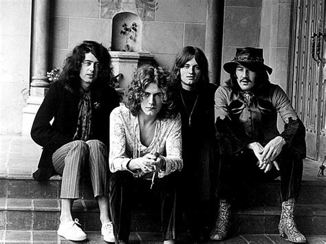 10 Best Led Zeppelin Songs of All Time - Singersroom.com