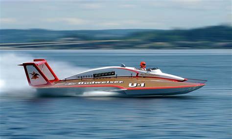 Art Contrarian: Racing Hydroplane Design Evolution