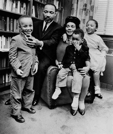 List 90+ Wallpaper Martin Luther King Family Pictures Completed