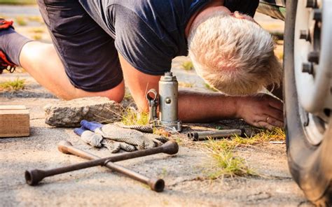 8 DIY Car Repair Tasks Even a Total Simpleton Could Do