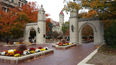 Indiana University: Bloomington, Indiana - Live Work Learn Play