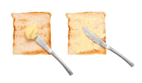 Slices toast bread on white background 4817328 Stock Photo at Vecteezy