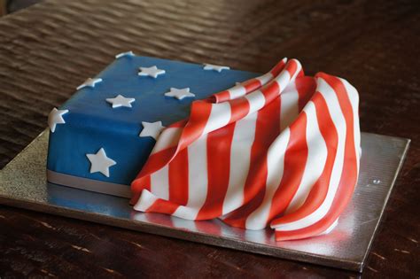 Edible American Flag Cake Toppers / United States American Flag Cake ...