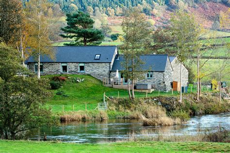 Riverside at Flyfisher's cottage, Rivercatcher, Wales | Cottages in ...