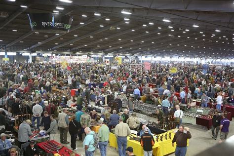 World's Largest Gun Show: world record in Tulsa, Oklahoma