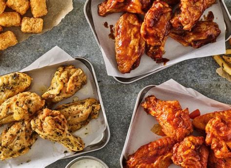 7 Fast-Food Chains That Serve the Best Chicken Wings